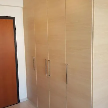 α οροφου με θεα στο βουνο * Karystos (Evia)