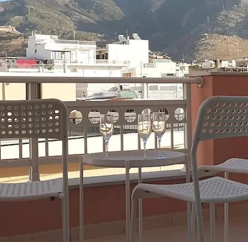 Appartamento α οροφου με θεα στο βουνο Karystos (Evia)